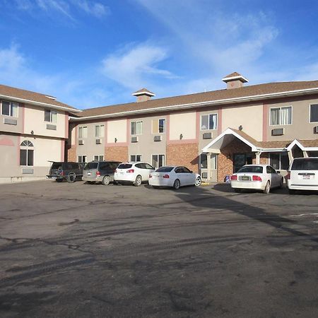 Dakota Pines Inn ラピッドシティ エクステリア 写真