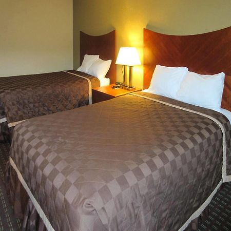 Dakota Pines Inn ラピッドシティ エクステリア 写真