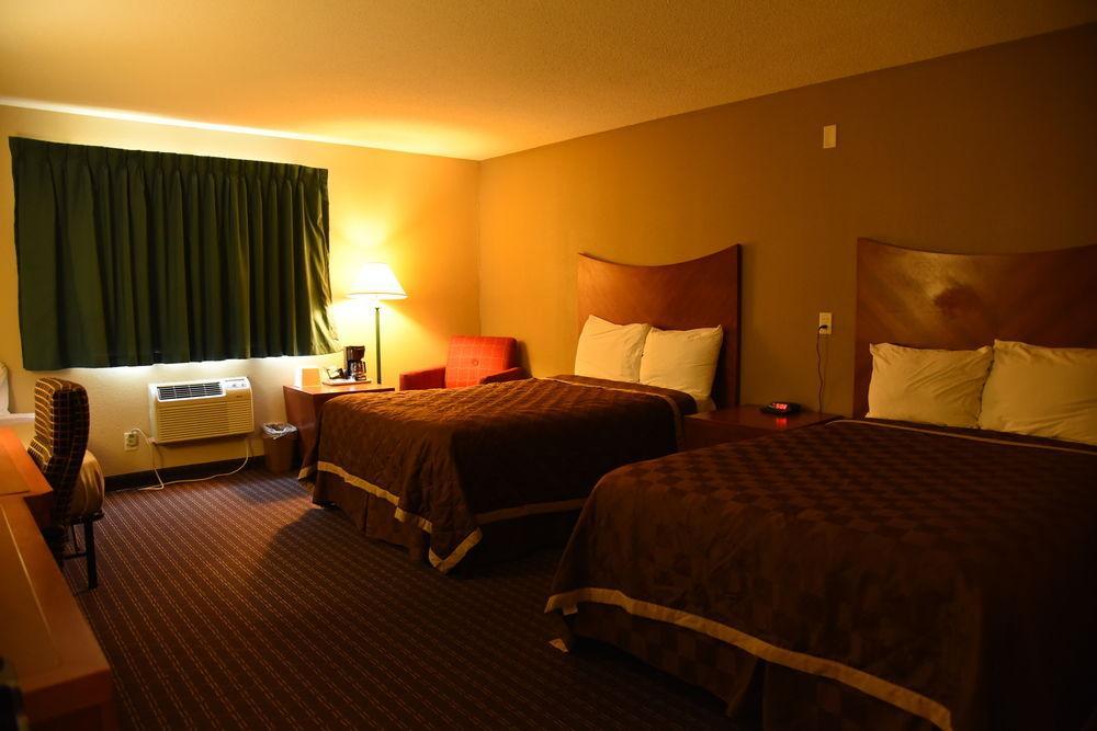 Dakota Pines Inn ラピッドシティ エクステリア 写真