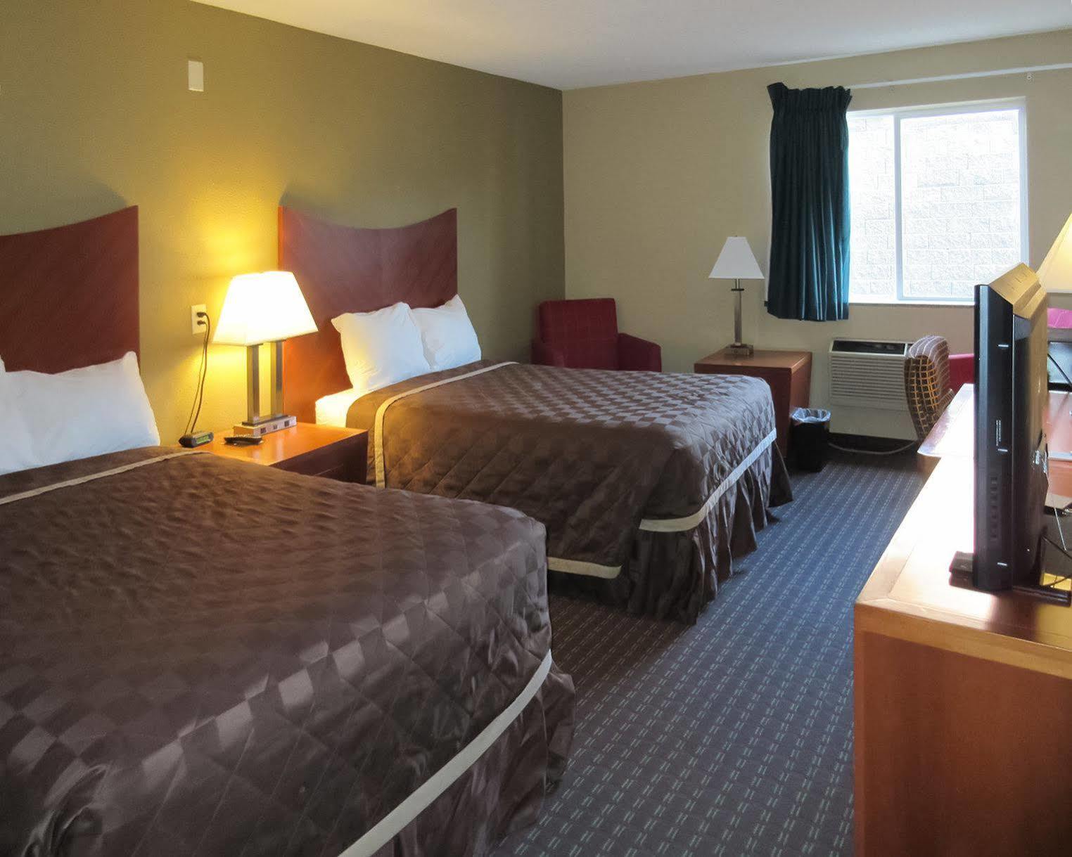 Dakota Pines Inn ラピッドシティ エクステリア 写真